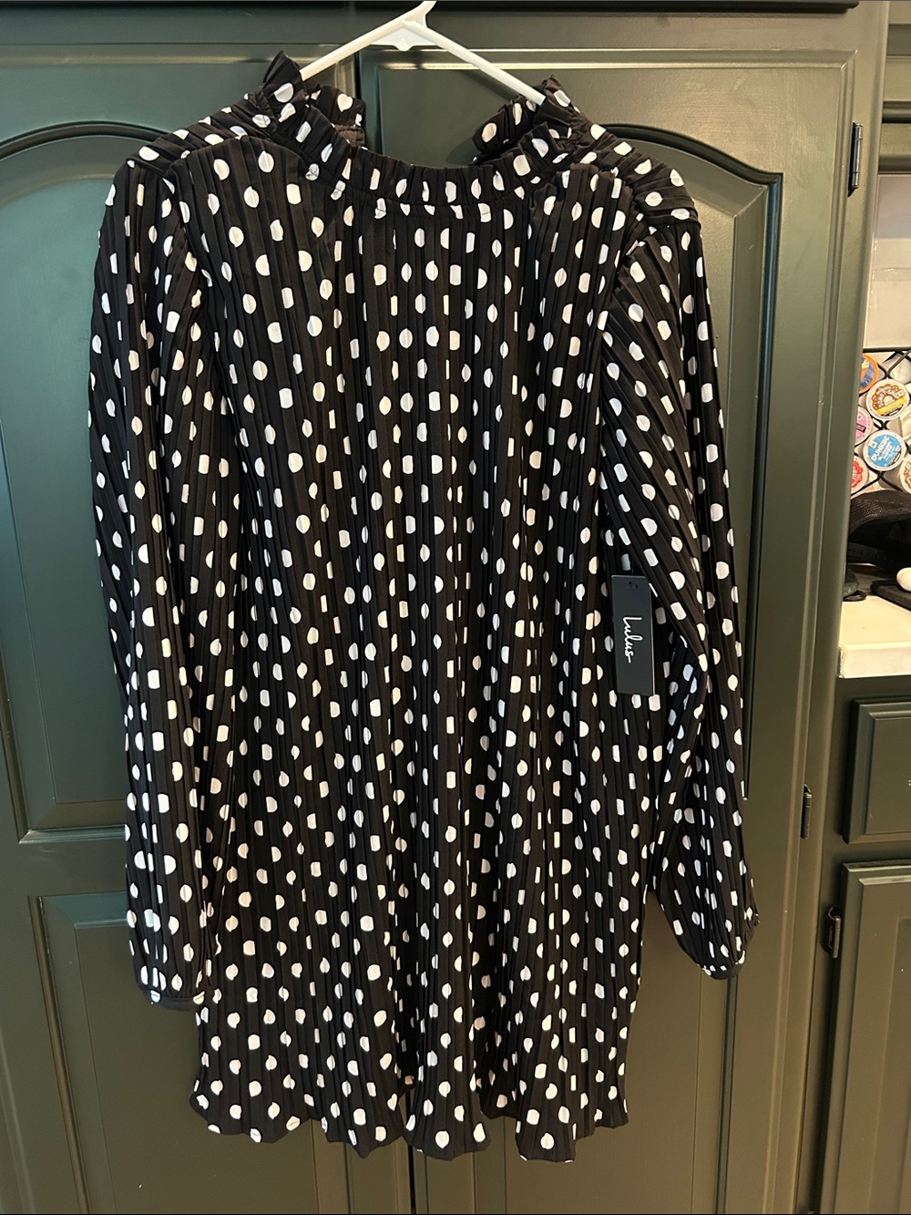 Lulu's Black and White Polka Dot Pleated Dress